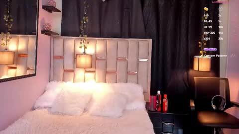 Snapshot of hanzking01 chatting on 11.29.25 Hanzking01 online show from 11.29.25