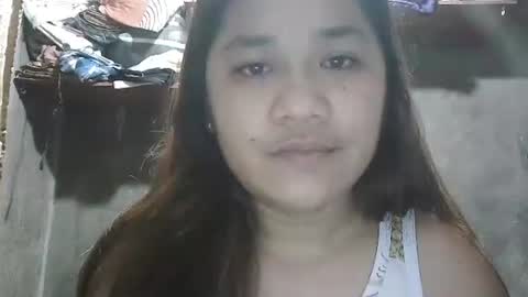 happy00725310 online show from 10.15.25