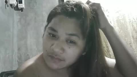 happy00725310 online show from 11.27.25