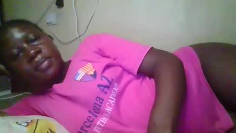 Snapshot of happy_dimple chatting on 11.21.25 happy_dimple online show from 11.21.25