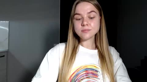 happy_fox_ online show from 03.31.26