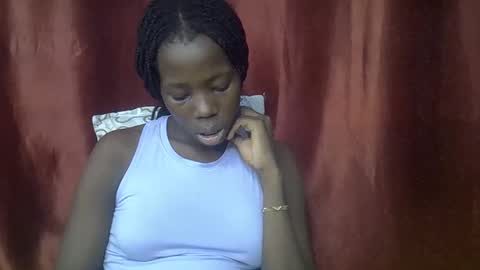 Snapshot of happy_kienyeji chatting on 11.01.25 happy_kienyeji online show from 11.01.25