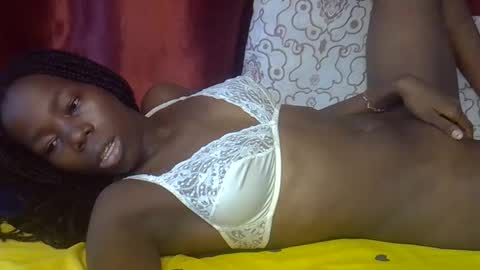 Snapshot of happy_kienyeji chatting on 11.04.25 happy_kienyeji online show from 11.04.25