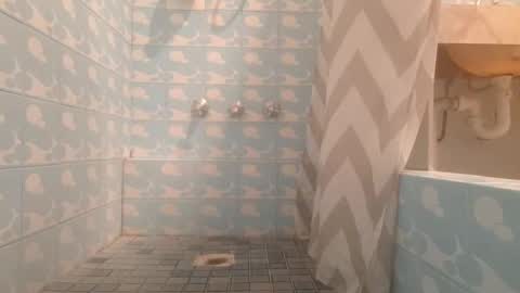 Snapshot of happychappyhard69 chatting on 11.12.25 HappyChappyHard69 online show from 11.12.25