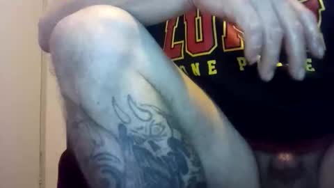 Snapshot of happydick69a chatting on 11.28.25 happydick69a online show from 11.28.25