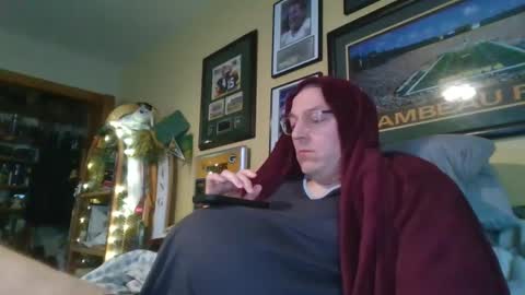 Snapshot of happynpregnant chatting on 02.18.25 happynpregnant online show from 02.18.25