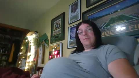 Snapshot of happynpregnant chatting on 09.14.25 happynpregnant online show from 09.14.25