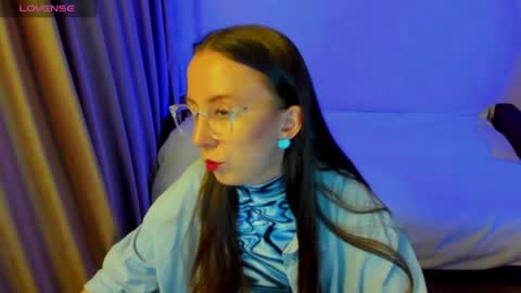 Stephanie online show from 04.15.26