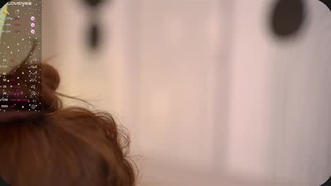 Snapshot of happyvivy chatting on 03.10.25 Vivy online show from 03.10.25