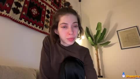 Snapshot of happyvivy chatting on 04.05.26 Vivy online show from 04.05.26