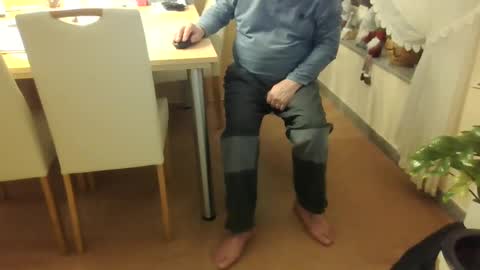 Snapshot of harald1234 chatting on 02.21.25 harald1234 online show from 02.21.25