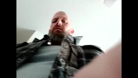Snapshot of hard_insomnia chatting on 02.14.25 HornyHubby online show from 02.14.25