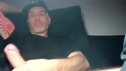 Snapshot of hardandproud27 chatting on 10.12.25 hardandproud27 online show from 10.12.25