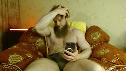 Valentino Hard online show from 11.11.25