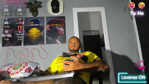 Snapshot of hardboy_latin chatting on 10.29.25 hardboy_latin online show from 10.29.25