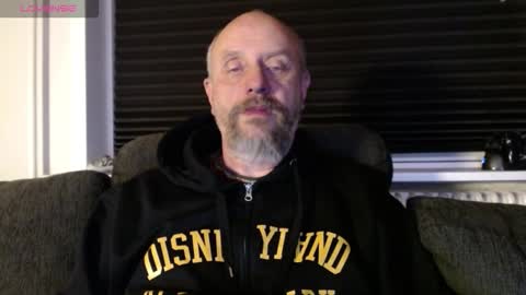 Snapshot of hardmrlazy chatting on 09.30.25 MrLazy online show from 09.30.25