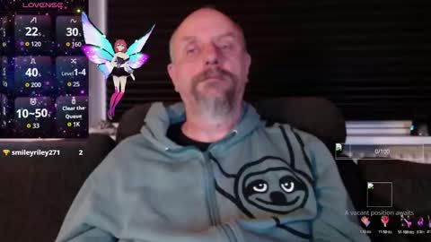 Snapshot of hardmrlazy chatting on 11.24.25 MrLazy online show from 11.24.25