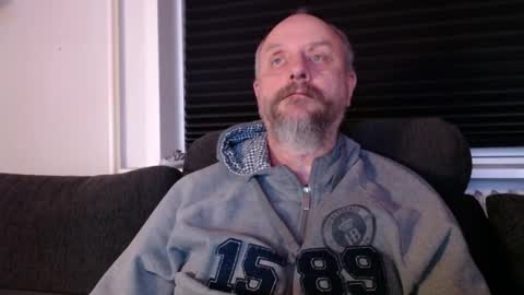 MrLazy online show from 12.20.25