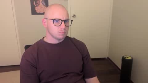 Stand Lee online show from 10.05.25