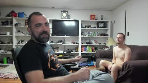 Snapshot of hardworkertn chatting on 04.15.26 hardworkertn online show from 04.15.26