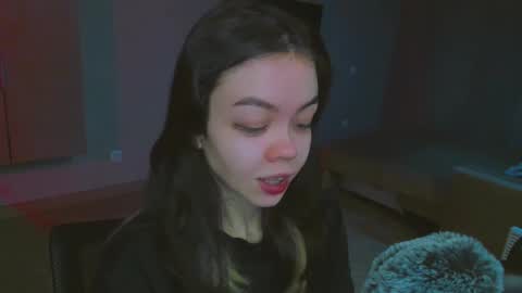 Snapshot of haribo_asmr chatting on 03.09.25 Miss Hari online show from 03.09.25