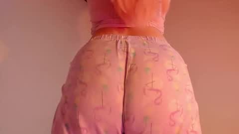 Annie online show from 09.28.25