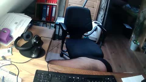 Snapshot of harleywerner chatting on 09.15.25 harleywerner online show from 09.15.25