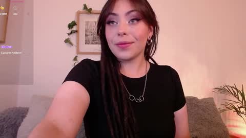 Snapshot of harmonyy01 chatting on 03.03.25 Harmony Please help me to reach 100 thumbs up online show from 03.03.25