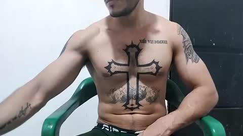 Snapshot of haroldsepulveda chatting on 12.21.24 BOY HOT online show from 12.21.24