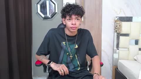 Snapshot of harry_jhonsonn chatting on 04.28.26 Harry online show from 04.28.26