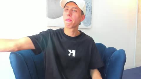   H  K   online show from 09.16.25