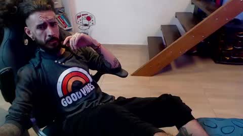 OMAR online show from 01.11.25