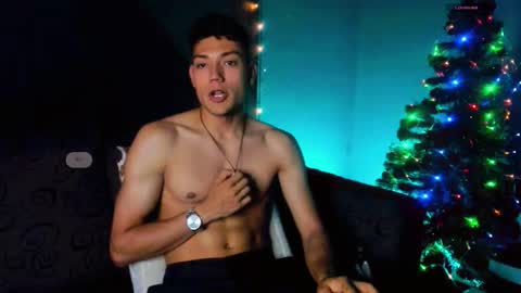 Snapshot of harrydavidsonx chatting on 12.04.25 ... online show from 12.04.25