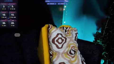 Snapshot of harrydavidsonx chatting on 01.12.26 ... online show from 01.12.26