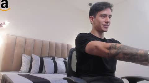 Harry Jones online show from 12.26.24