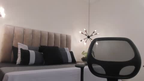 Harry Jones online show from 01.08.25