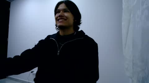 Snapshot of haru_boi chatting on 01.01.25 Haru online show from 01.01.25