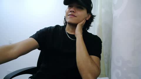 Snapshot of haru_boi chatting on 01.30.25 Haru online show from 01.30.25