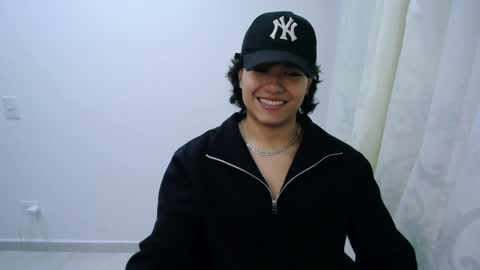 Snapshot of haru_boi chatting on 02.07.25 Haru online show from 02.07.25