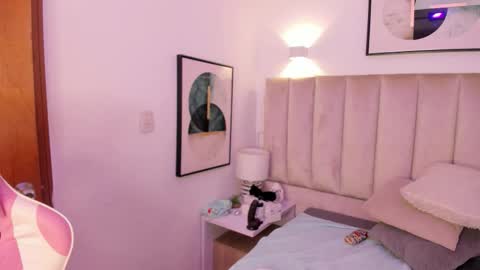 Haru Bonny online show from 12.14.25