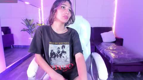 HasleyCarter online show from 10.22.25