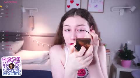 Snapshot of hasta_la_kissy chatting on 03.04.26 Mary online show from 03.04.26