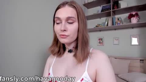 Mia online show from 02.28.26