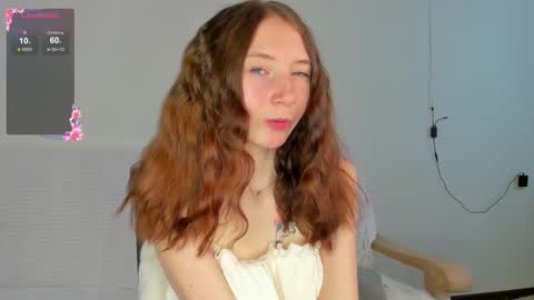 Snapshot of havefunwithmee_ chatting on 11.17.25 Lola online show from 11.17.25