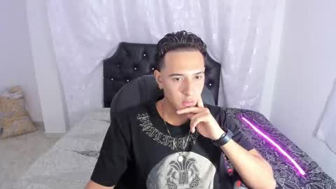 Hayen Boy online show from 10.31.25