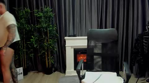 Snapshot of haydenspears chatting on 11.05.25 HaydenSpears online show from 11.05.25