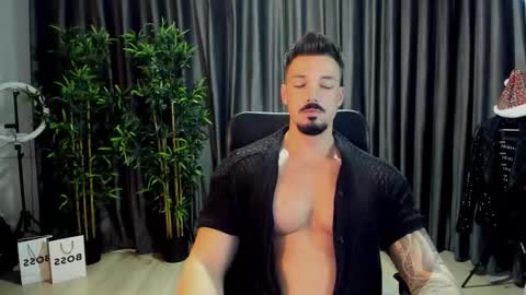 Snapshot of haydenspears chatting on 11.23.25 HaydenSpears online show from 11.23.25