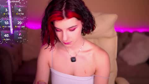Snapshot of haylaamber chatting on 03.25.26 haylaamber online show from 03.25.26