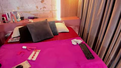 haylenpark online show from 09.14.25