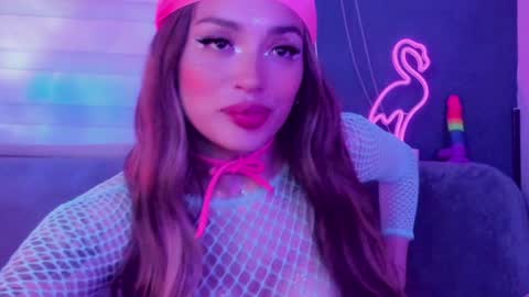 Snapshot of hazeeell chatting on 01.07.25 Marie online show from 01.07.25